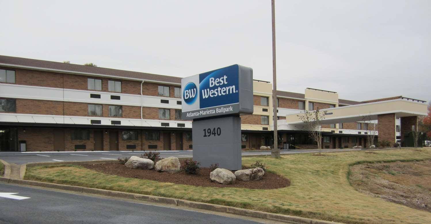 Best Western Atlanta-Marietta Ballpark Hotel Waterford Exterior photo
